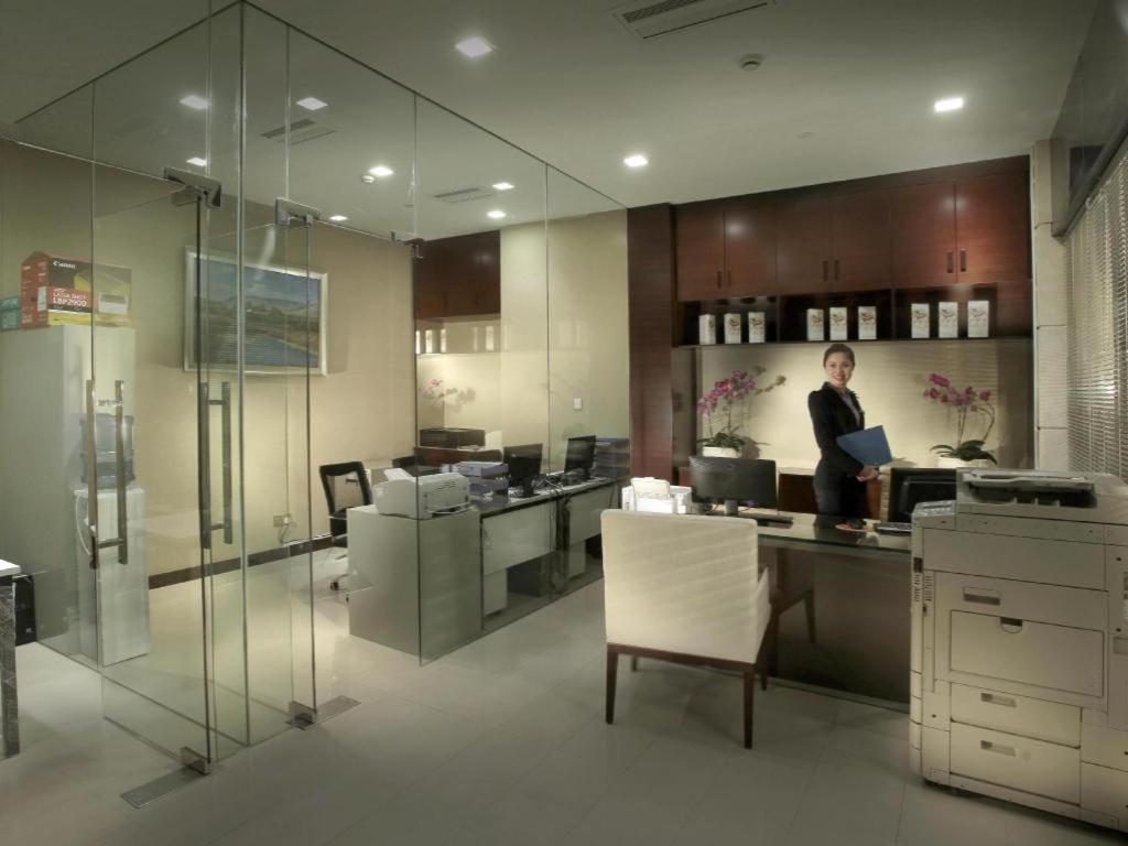 White Swan Hotel Changsha Exterior photo