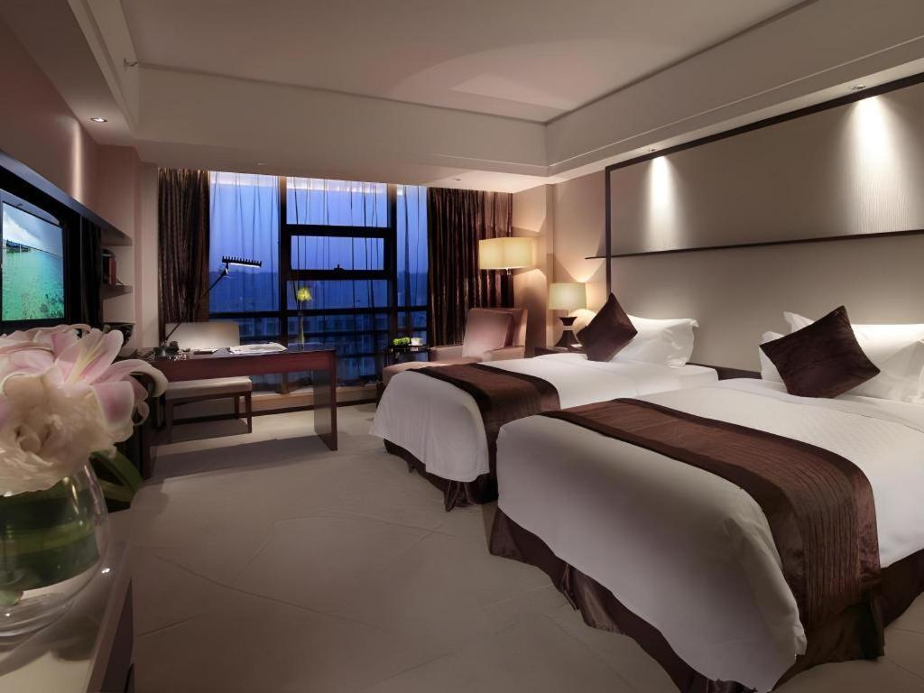 White Swan Hotel Changsha Exterior photo