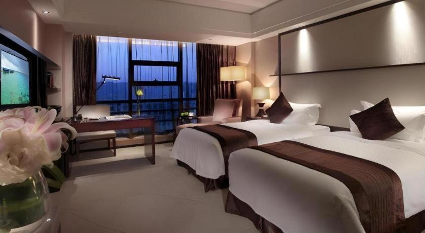 White Swan Hotel Changsha Exterior photo