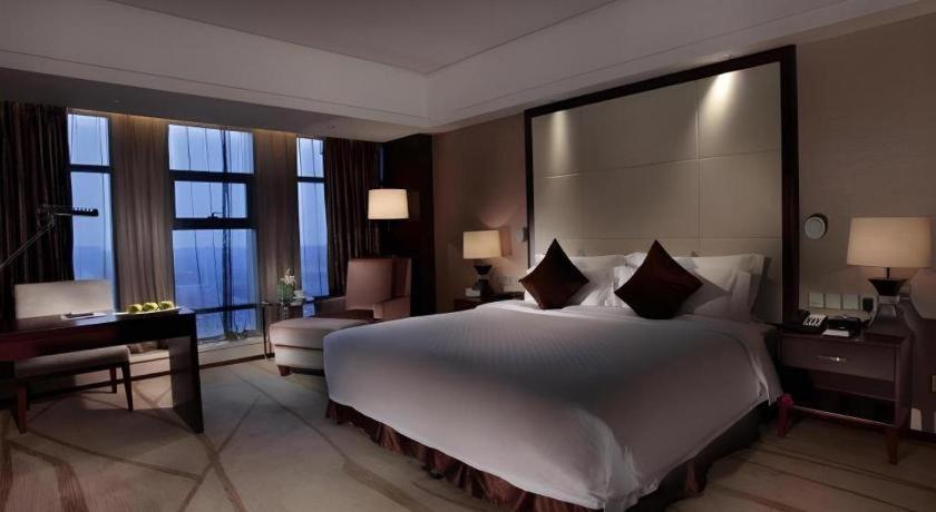 White Swan Hotel Changsha Exterior photo