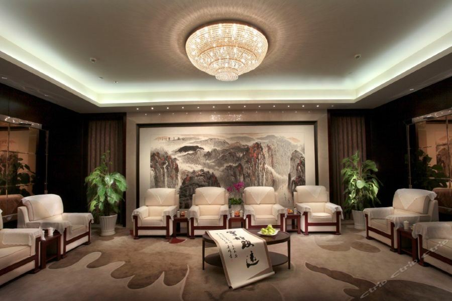 White Swan Hotel Changsha Exterior photo